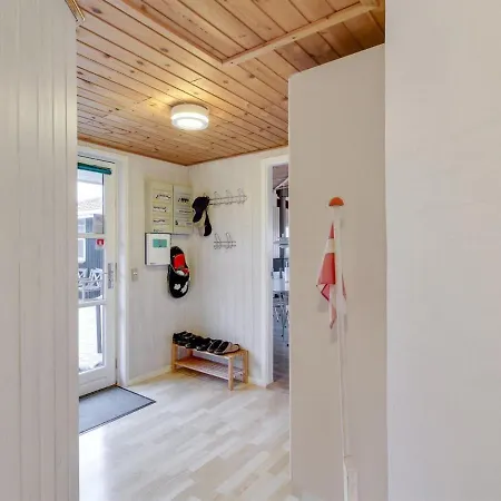 Ferienhaus Garbine - 400m From The Sea In Djursland And Mols By Interhome *